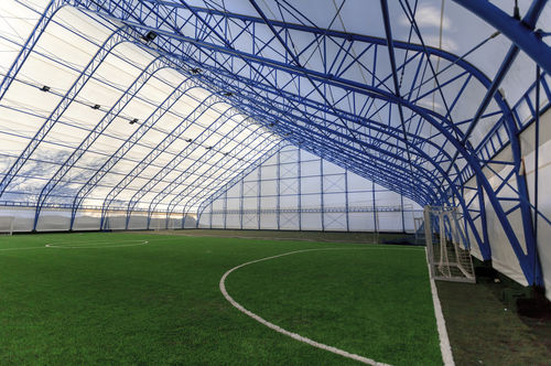 Натяжная конструкция на металлическом каркасе - FOOTBALL FIELD - HOLSTROY - для покрытий / с мембраной из ПВХ / для общественных мест