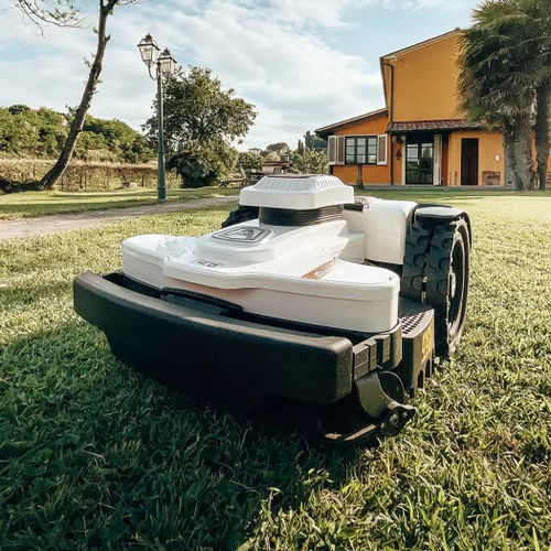 Роботизированная газонокосилка - 4.0 ELITE - Ambrogio Robot - электрическая / для наклонных участков