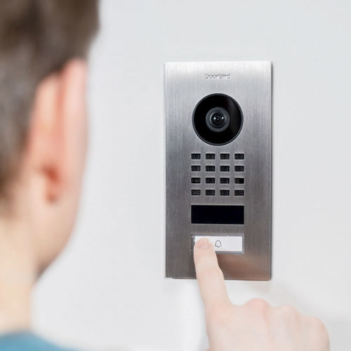 Дверная станция с утопленным монтажом - D1101V - DoorBird - из матовой нержавеющей стали / для домашнего использования / для наружного применения