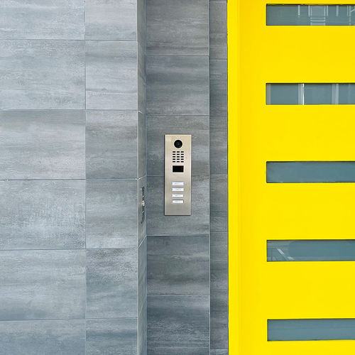 Дверная станция из матовой нержавеющей стали - D2104V - DoorBird - для домашнего использования / с утопленным монтажом / для поверхностного монтажа