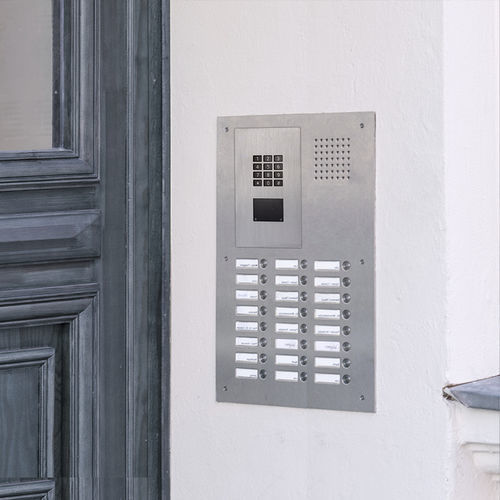 Централизованное устройство контроля доступа фильтрация на входе - RETROFIT  - DoorBird - IP / со считывающим устройством RFID / для поверхностного монтажа