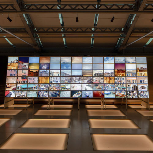 Печать на холсте фоторепродукция - RIVUS ALTUS video installation - San Polo Art Gallery | Contemporary Art & Design i - цифровая / большой формат / акустическая