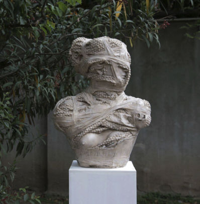 Скульптура из камня - Wrapped n° 3 – Venere  - San Polo Art Gallery | Contemporary Art & Design i - из композитных материалов / для наружного применения / ручной работы