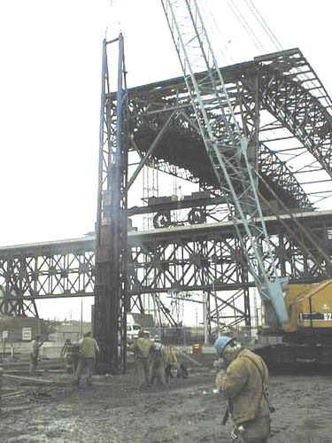 Дизельный свайный молот - MODEL D62-22 - American Piledriving Equipment Inc.