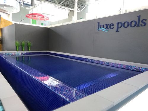 Бассейн на заказ - TRADE DISPLAY - Tilestone Pools one piece tiled pools - сборный / для наружного применения / заглубленный