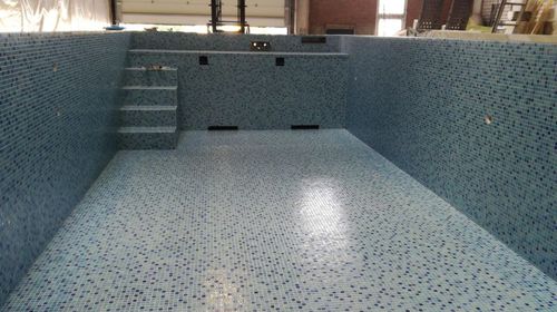 Бассейн для наружного применения - MO - Tilestone Pools one piece tiled pools - для профессионального использования / заглубленный / из бетона