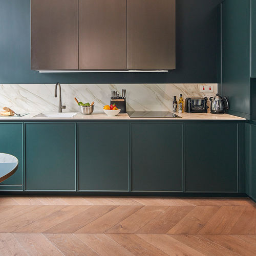 Паркет из паркетной доски - Chevron - SURCO interiors - из дуба / из орехового дерева / из ясеня