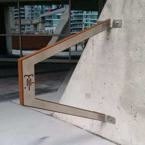 Напольная парковка для велосипедов - INOX - PARIS Site Furnishings - Outdoor Fitness - настенная / для общественных мест / из нержавеющей стали