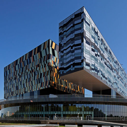 Панельная облицовка фасада - SCHOOL OF MANAGEMENT, SKOLKOVO - ALUCOBOND - из алюминия / из композита / со шпунтовым соединением