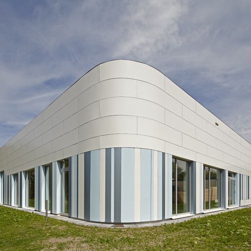Панельная облицовка фасада - THERAPY AND WELLNESS CENTER SOLE VITAL PLUS - ALUCOBOND - для алюминия / из композита / со шпунтовым соединением