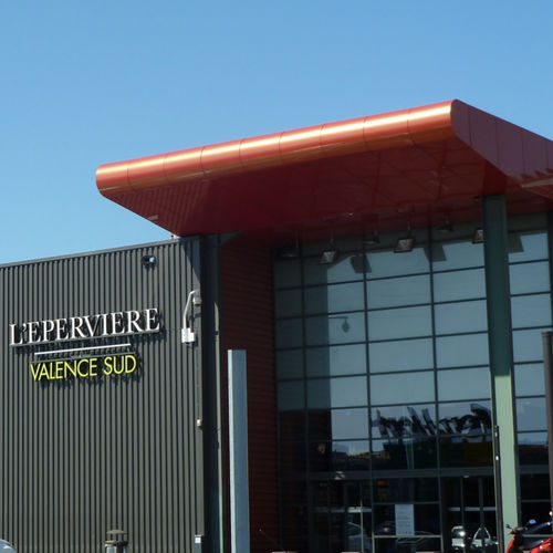Композитная панель для настила - CASINO - CENTRE CIAL L'ÉPERVIÈRE - ALUCOBOND - для кровли / для маркиз / устойчивая к атмосферным воздействиям