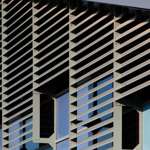 Солнцезащитное устройство из алюминия - M-City Aluminum Co., Ltd. - для фасада