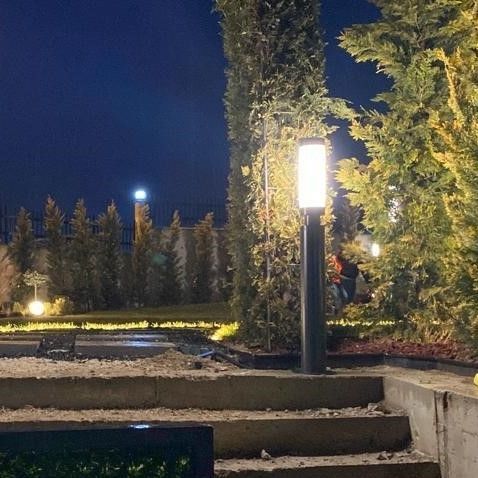 Столбик освещения для общественных мест - IOTTO - BSI LIGHTING TECHNOLOGIES INC. - минималистский дизайн / из нержавеющей стали / из PMMA