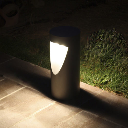 Городской столбик освещения - IODIN - BSI LIGHTING TECHNOLOGIES INC. - современный / из нержавеющей стали / из литого алюминия