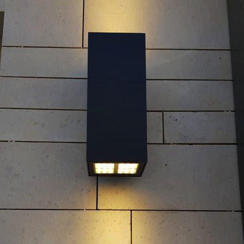 Современный настенный светильник - ITETTA - BSI LIGHTING TECHNOLOGIES INC. - для интерьера / из литого алюминия / из нержавеющей стали