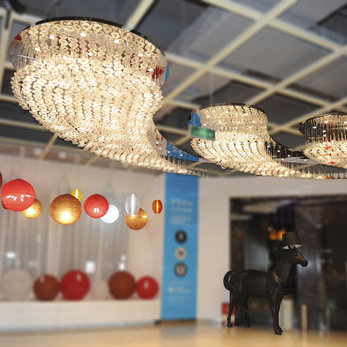 Подвесной светильник - LOBBY  - Jako Lighting - LED / овальный / из кристалла