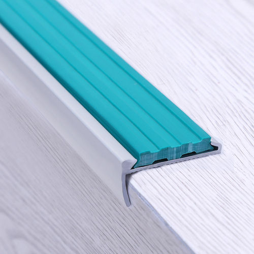 Валик ступени из ПВХ - Shanghai Weidan Decorative Materials Co., Ltd - противоскользящий