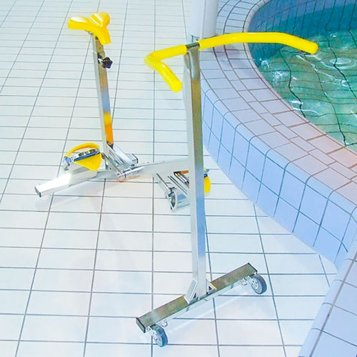 Велотренажер для бассейна на роликах - AQUATIQUE  - France REVAL - индивидуальный
