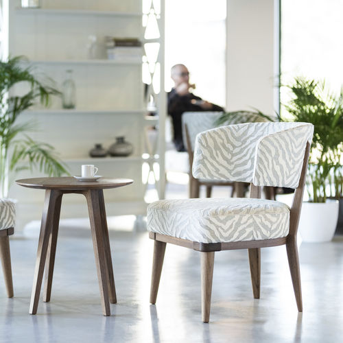 Современный cтул - FAVA - Ziemann Home Design - для интерьера / из ткани / с основанием из ореха
