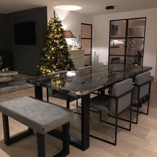 Современный журнальный столик - PETRIFIED WOOD AND CHASSIS - Defleure Home Collection - из окаменевшего дерева / с основанием из железа / овальный