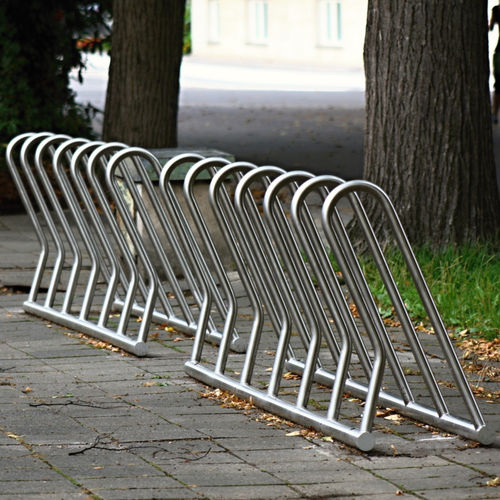 Напольная парковка для велосипедов - WELDI - STREETPARK s.r.o. - для общественных мест / из нержавеющей стали / для профессионального использования