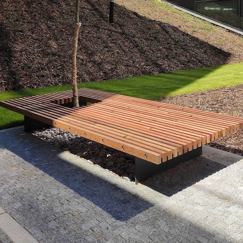 Современная общественная скамейка - ROSTY - STREETPARK s.r.o. - из стали / из дерева / без спинки