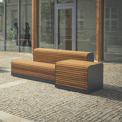 Современная общественная скамейка - GRADUA - STREETPARK s.r.o. - из стали / из дерева / модульная