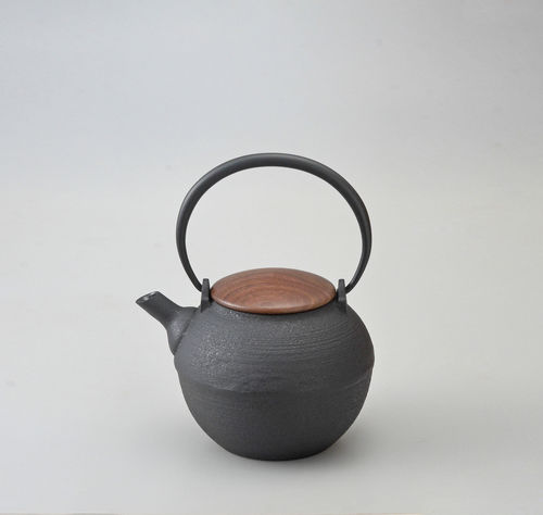 Чайник из чугуна - 582-SWD - Chushin Kobo Co., Ltd. - бытового применения