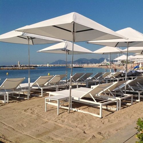 Зонт от солнца с центральной опорой - Plage - MOUSSES ETOILES - из акриловой ткани / из алюминия / из нержавеющей стали