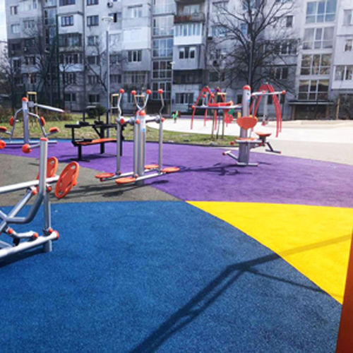 Напольное покрытие для игровой площадки - QUICKLAWN SAFEPOL - KDF - Sports Flooring Production - из переработанной резины / из полиуретана / другие форматы