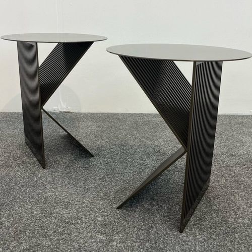 Вспомогательный столик уникальный дизайн - K  - Jason Mizrahi Designs - из стали / с основанием из стали / круглый