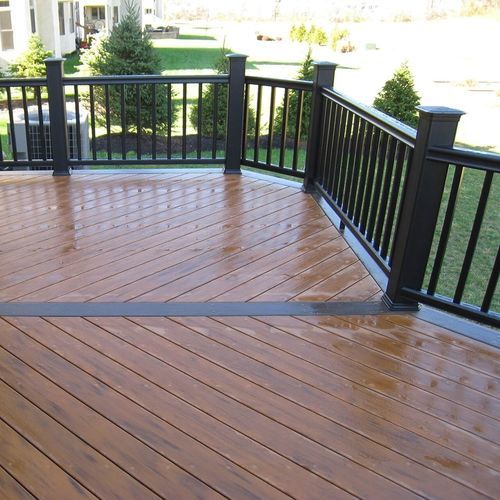 Террасная доска из композита - PACIFIC WALNUT - Décoplus Parquets - имитация дерева / противоскользящее / с клипсой