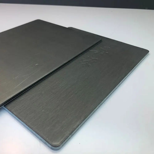 Строительная композитная панель - Shanghai Huayuan New Composite Materials Co.,Ltd. - для фасада / легкая / из цинка