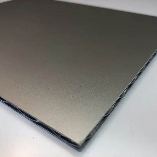 Композитная панель для фасада - Shanghai Huayuan New Composite Materials Co.,Ltd. - огнезащитная / из алюминия / с профлистом