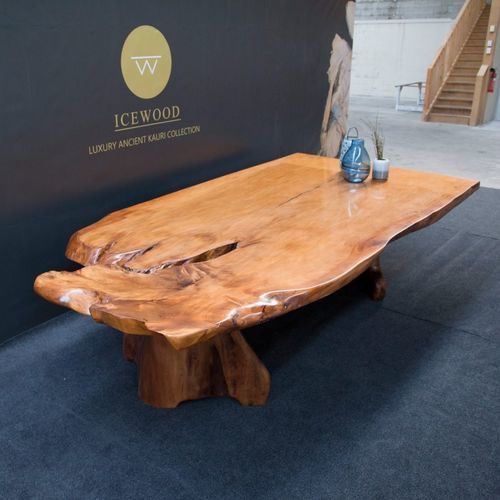 Современный стол - The Whale - Icewood - из дерева / из полимера / с основанием из древесины