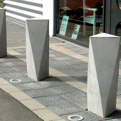 Противопарковочный боллард - ROSAL STONES - защитный / из камня / высокий