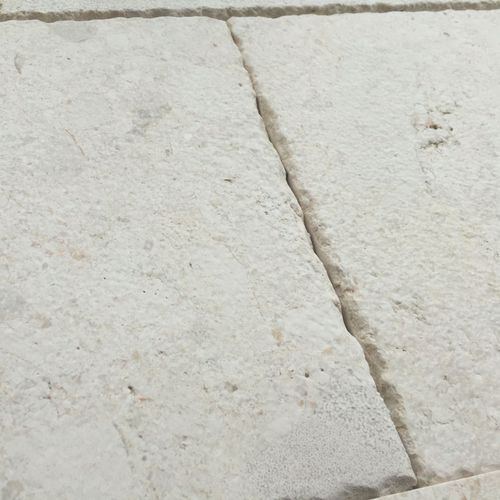 Напольная плитка из известняка - ALTAMIRA ROSAL - ROSAL STONES - для наружного применения / под старину / для пешеходных переходов