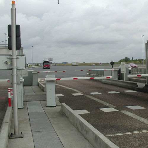 Барьер для контроля доступа - BL 229 TOLL - AUTOMATIC SYSTEMS - для пункта оплаты дорожной пошлины / поднимающийся / из алюминия