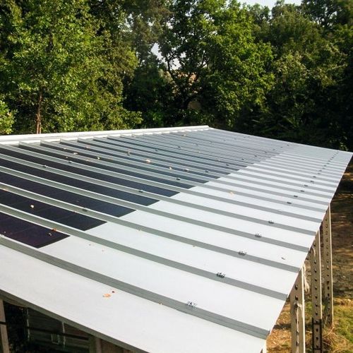 Сэндвич-панель для фотовольтаической системы - ISOENERGY PIANO - ISOMEC - поверхность из алюминия / прокладка из полиизоцианурата PIR / прокладка из полиуретана PUR