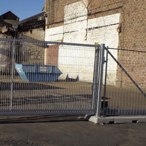 Раздвижное ворота - TEMPOFOR SC - Betafence International - из гальванизированной стали / из сварной решетки / механизированное