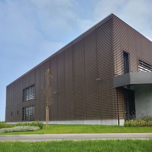 Горизонтальная облицовка фасада - BATTENS 50 - ForMe - трубчатая / из экструдированного алюминия / с крепежной клипсой
