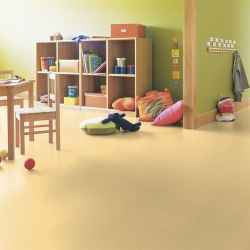 Виниловое напольное покрытие - MIPOLAM BIOPLANET  - Gerflor - Contract Sport & Contract Flooring - для интерьера / для офиса / учебное