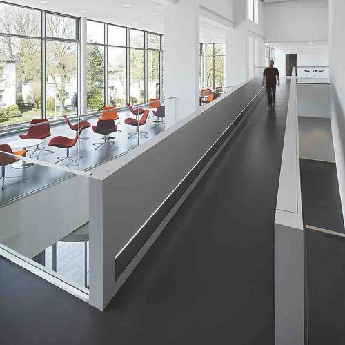 Напольное покрытие из линолеума - MARMORETTE  - Gerflor - Contract Sport & Contract Flooring - для интерьера / для интенсивного движения / контрактное