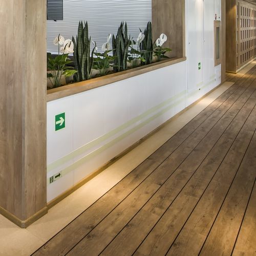 Отделочный профиль из реек - CREATION  - Gerflor - Contract Sport & Contract Flooring - виниловый / для напольной поверхности / посеребренный