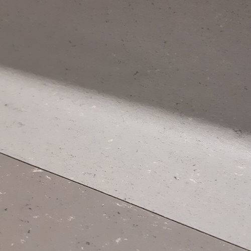 Серый плинтус - HSLA  - Gerflor - Contract Sport & Contract Flooring - из линолеума / L-образный / с уменьшенным объемом техобслуживания