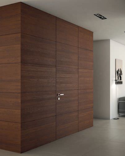 Дверь для интерьера - FILOMURO A SOFFITTO ROVERE TABACCO - GAROFOLI - из дерева / створчатая / заподлицо
