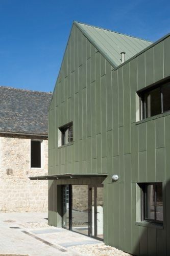 Облицовка фасада из реек - Profil agrafé VMZINC - VM Building Solutions - из металла / из цинка / ребристая