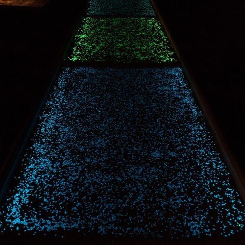 Бетон для отделки - TOPTINT GLOW - Tarmac Building Products - из гравия / из камня / с высоким сопротивлением
