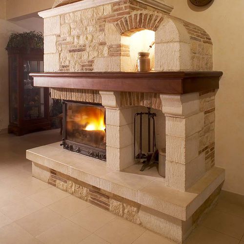 Классическая облицовка камина - AUBEROCHE QUERCY - OCCITANIE PIERRES - из камня