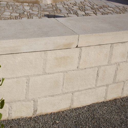 Оголовок для стены для ограждения сада - AUBEROCHE QUERCY - OCCITANIE PIERRES - из камня